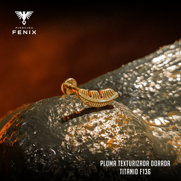Pluma Texturizada Dorada Tops